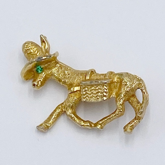 Vintage Goldtone Donkey Brooch Pin - Picture 6 of 6